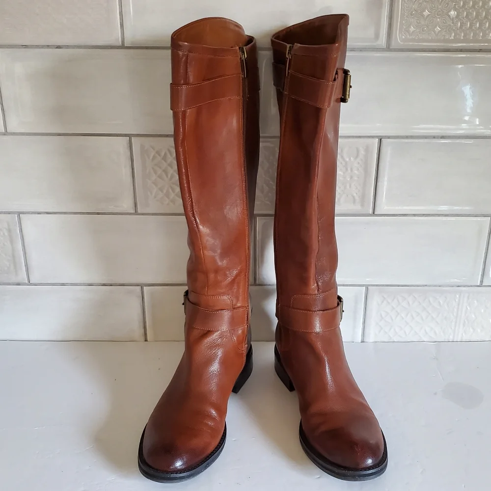 Enzo Angiolini 6.5 Vernished Leather Riding Boots Old Money Equestrian Classic